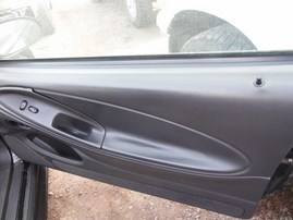 2001 FORD MUSTANG BLACK CPE 3.8L AT F17014